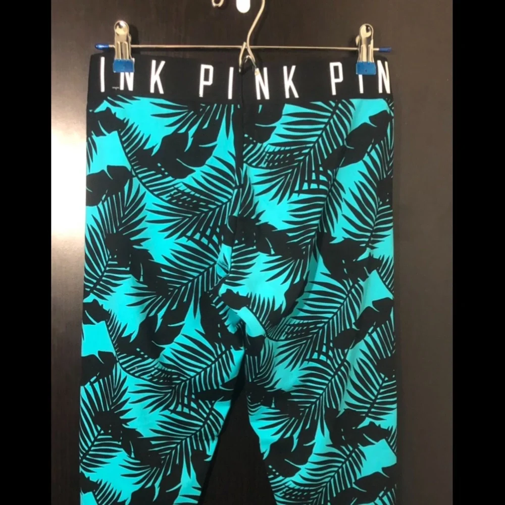 Pink capris - Picture 2 of 4